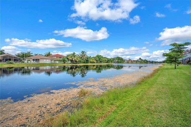 3692 San Simeon Circle, Weston, FL 33331