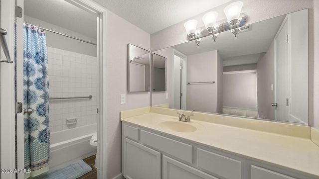 4211 E PALM Lane 202, Phoenix, AZ 85008