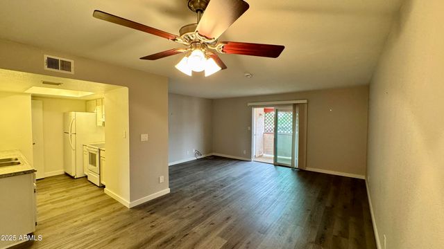 4211 E PALM Lane 202, Phoenix, AZ 85008