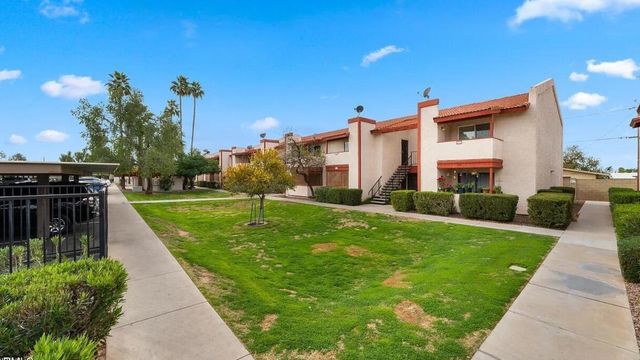 4211 E Palm Lane 202, Phoenix, AZ 85008