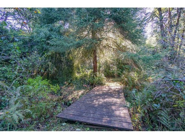 17719 Ne MANNING Cir, Amboy, WA 98601