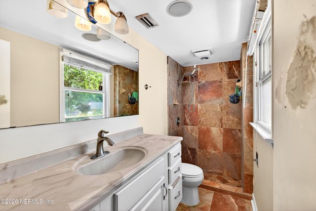 7843 HOLIDAY Road S, Jacksonville, FL 32216