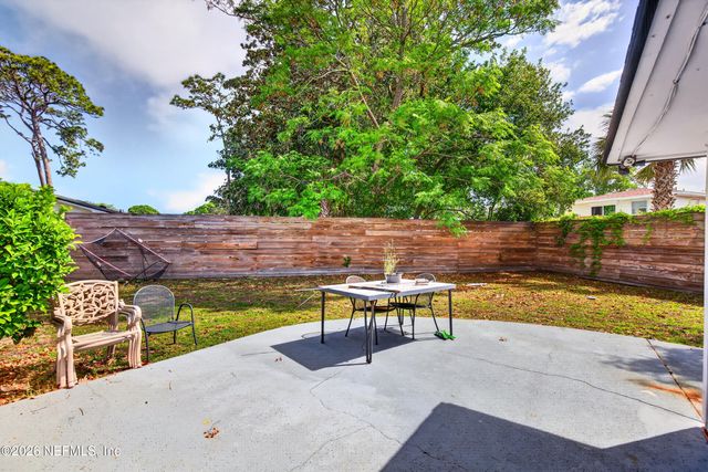 7843 HOLIDAY Road S, Jacksonville, FL 32216