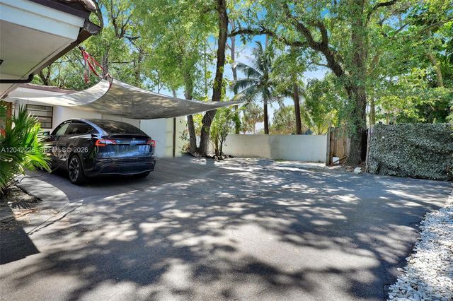 5801 SW 37th Terrace, Dania Beach, FL 33312