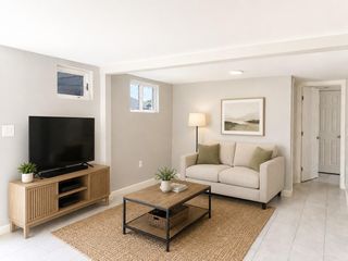 204 S 74th 1/2 Street 1, Houston, TX 77011