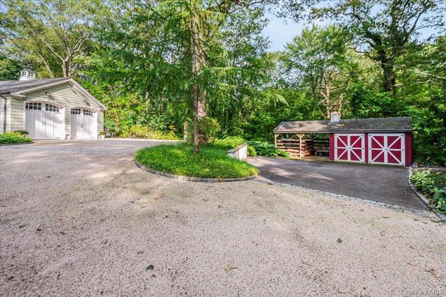 203 Sunset Road, Oyster Bay Cove, NY 11771