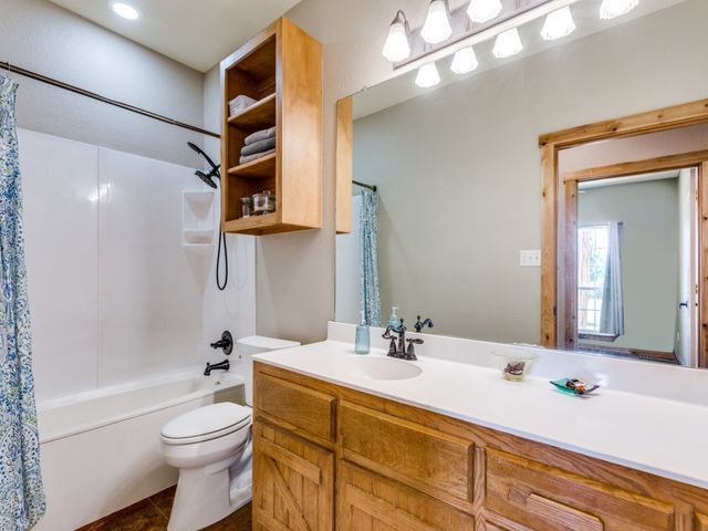 1723 Highland Drive, Whitney, TX 76692