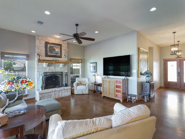 1723 Highland Drive, Whitney, TX 76692