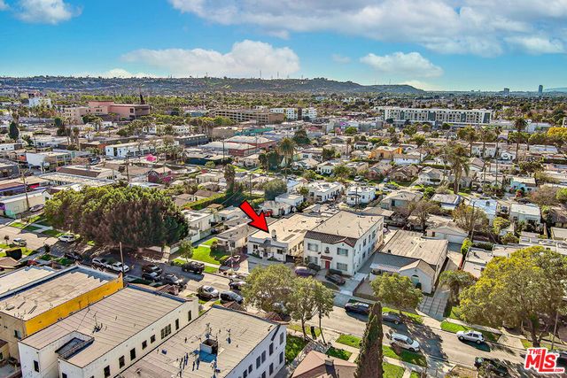 3025 Edgehill Drive, Los Angeles, CA 90018