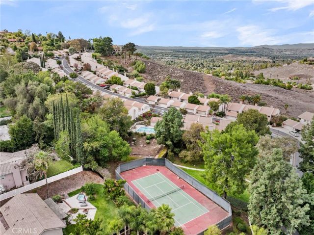 2252 El Capitan, Riverside, CA 92506