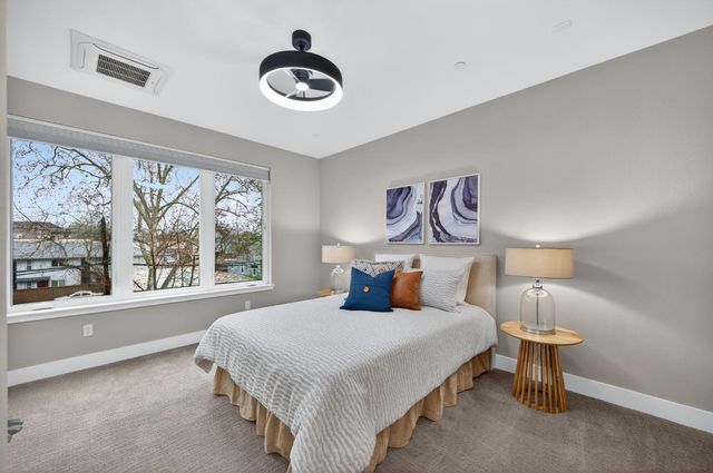 1606 20th St, Sacramento, CA 95811