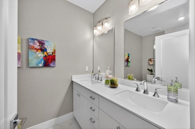 1606 20th St, Sacramento, CA 95811