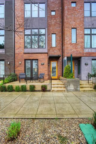 1606 20th St, Sacramento, CA 95811