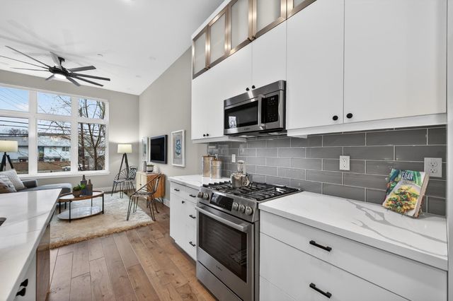 1606 20th St, Sacramento, CA 95811