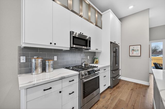 1606 20th St, Sacramento, CA 95811