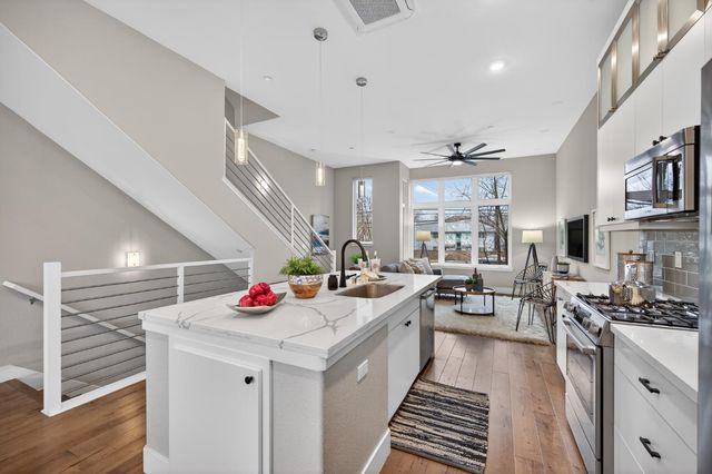 1606 20th St, Sacramento, CA 95811