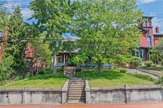 1418 Pennsylvania Ave, Manchester, PA 15233