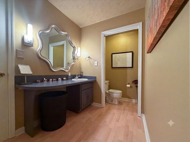 124 Yorkshire Court, Versailles, KY 40383