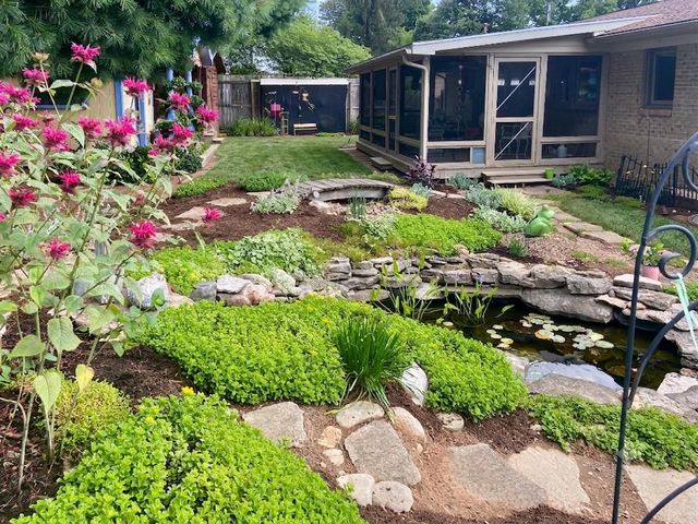 124 Yorkshire Court, Versailles, KY 40383