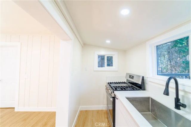 982 Oak, Crestline, CA 92325