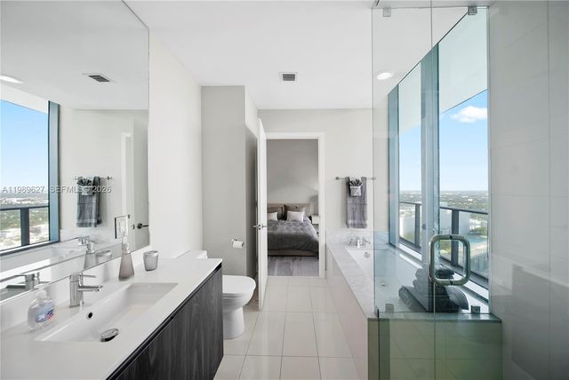 480 NE 31st St 4907, Miami, FL 33137