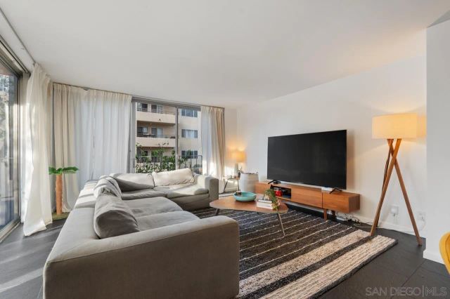 3635 7Th Ave 2D, San Diego, CA 92103