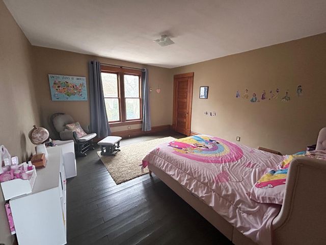 226 Monroe Street, Saline, MI 48176