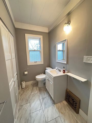 226 Monroe Street, Saline, MI 48176