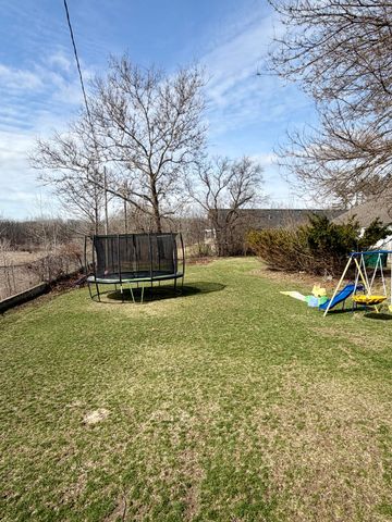 226 Monroe Street, Saline, MI 48176