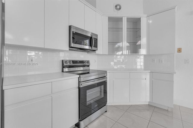 10997 NW 58th Ter, Doral, FL 33178