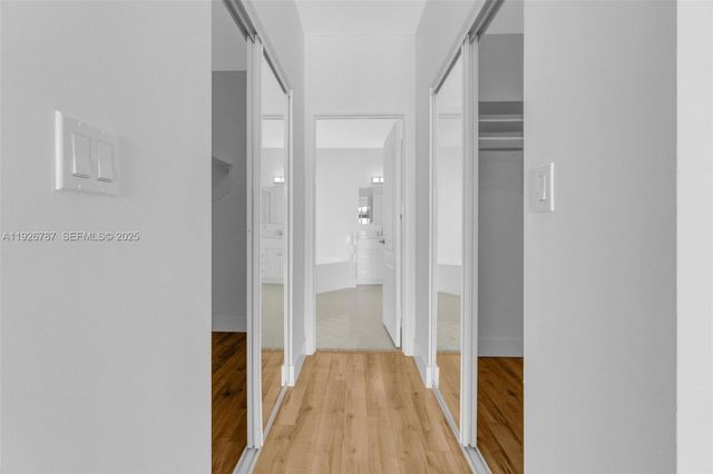 10997 NW 58th Ter, Doral, FL 33178