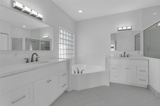 10997 NW 58th Ter, Doral, FL 33178