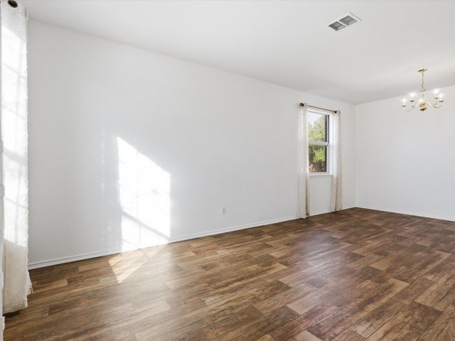 1125 Timber Creek Drive, Lewisville, TX 75067