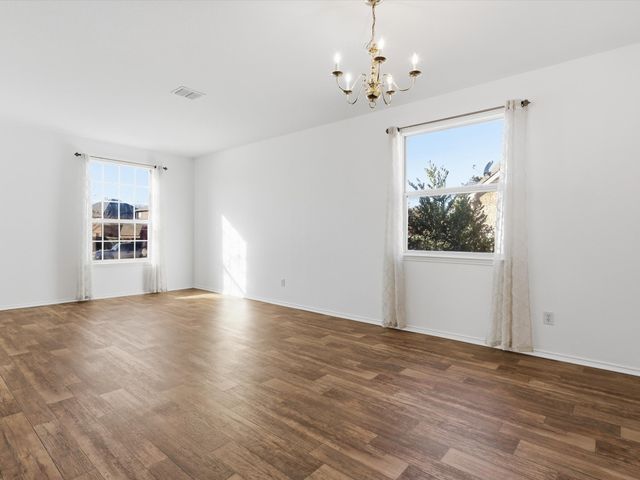 1125 Timber Creek Drive, Lewisville, TX 75067