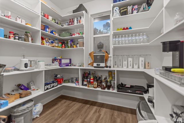 19438 Cedarpark Place, Lindale, TX 75771