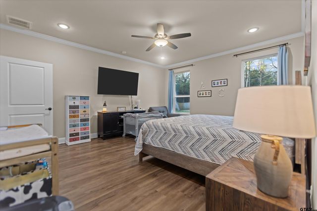 19438 Cedarpark Place, Lindale, TX 75771