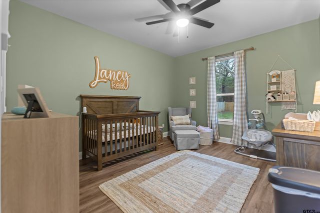 19438 Cedarpark Place, Lindale, TX 75771