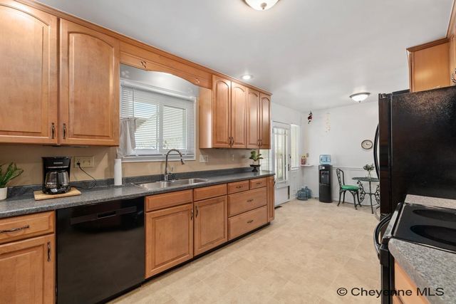 1125 ROSEBUD RD, Cheyenne, WY 82001