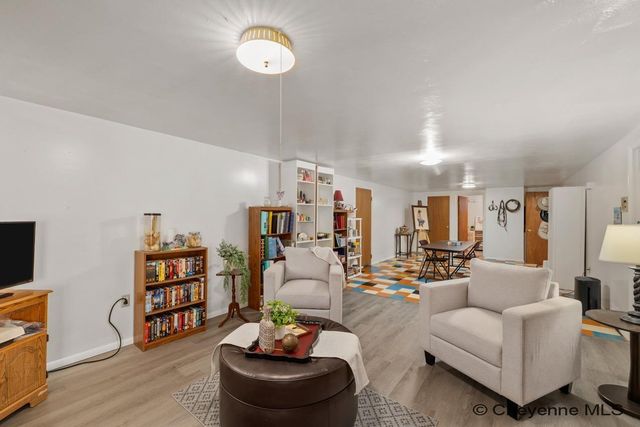 1125 ROSEBUD RD, Cheyenne, WY 82001