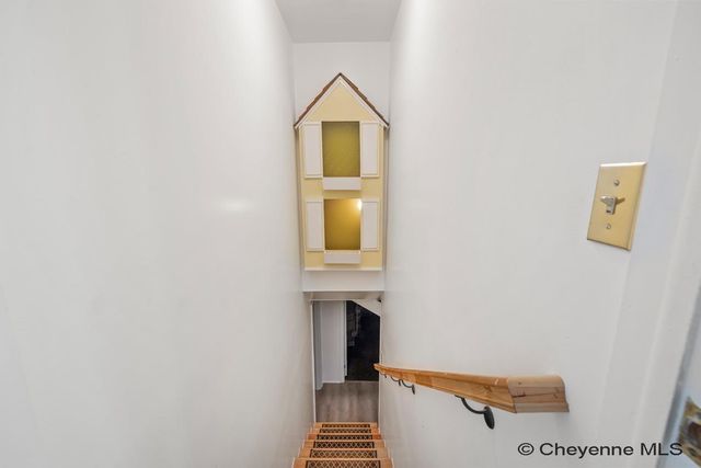 1125 ROSEBUD RD, Cheyenne, WY 82001