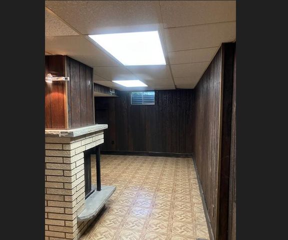 2109 W 7th St Street, Winthrop Harbor, IL 60096