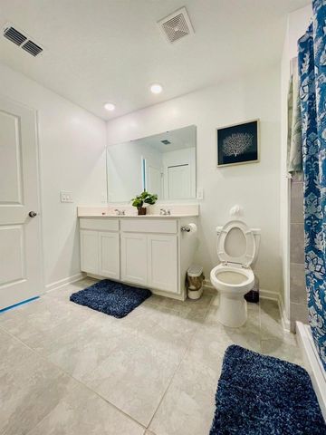 639 Daring Drive, Davenport, FL 33837
