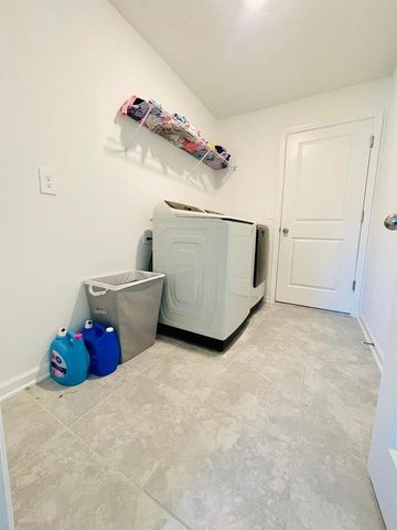 639 Daring Drive, Davenport, FL 33837