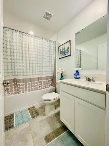 639 Daring Drive, Davenport, FL 33837
