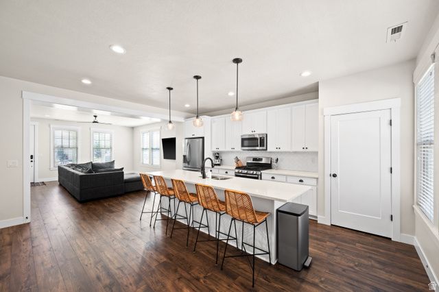4596 W SERENDIPITY WAY, South Jordan, UT 84009