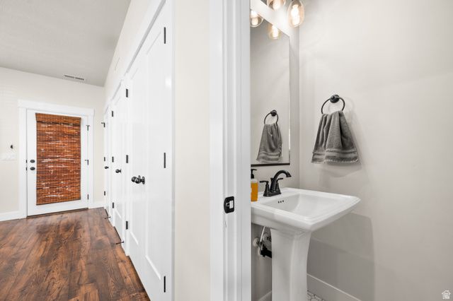 4596 W SERENDIPITY WAY, South Jordan, UT 84009