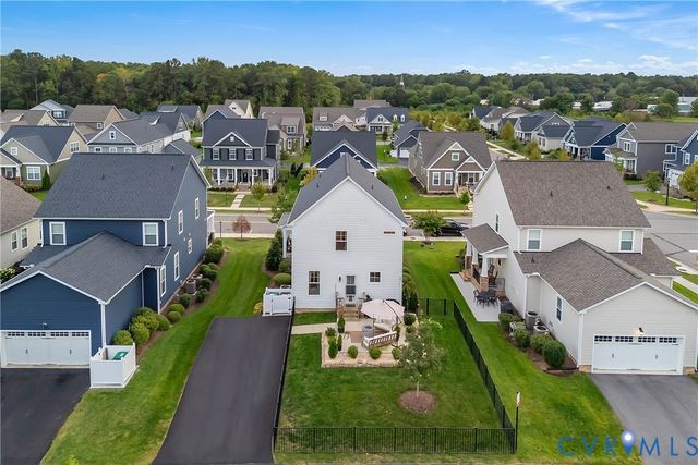 710 W Vaughan Rd, Ashland, VA 23005