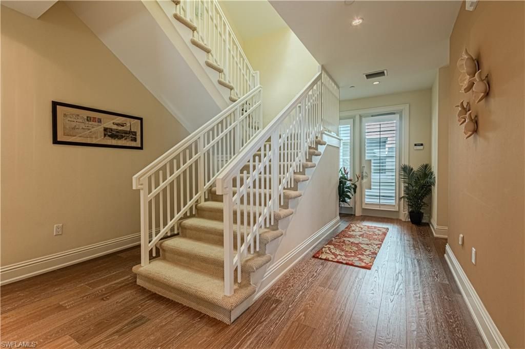 1001 10th AVE S 211, NAPLES, FL 34102 — photo 2