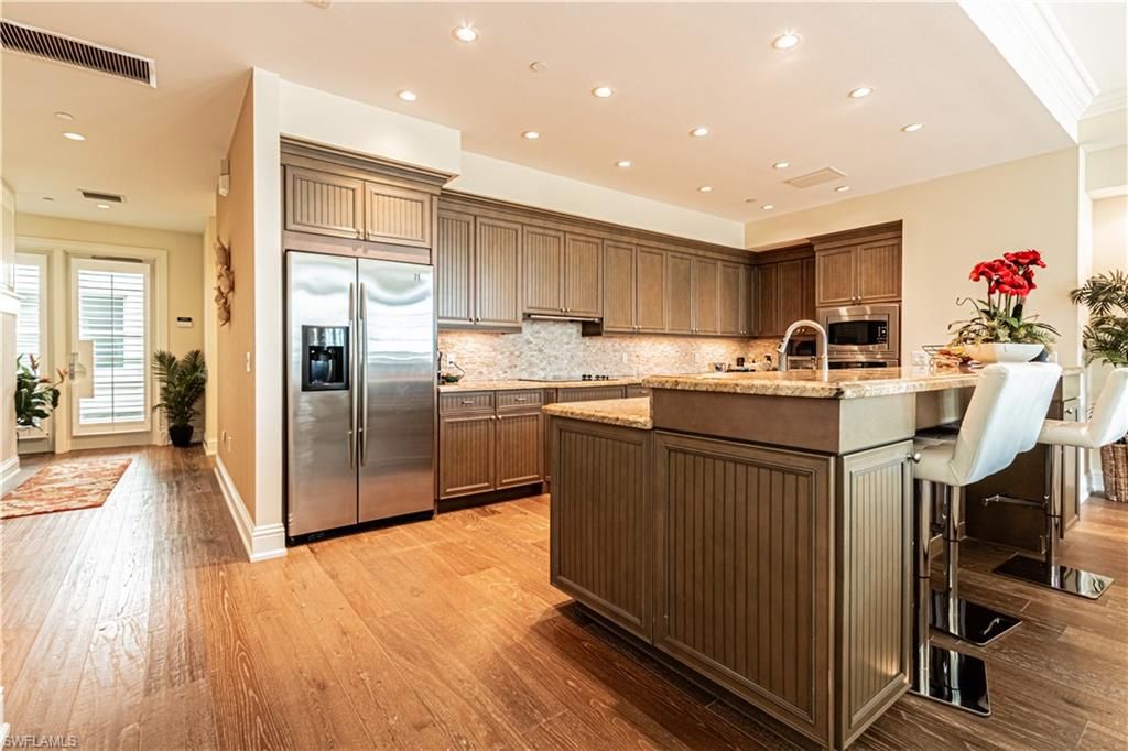 1001 10th AVE S 211, NAPLES, FL 34102 — photo 3