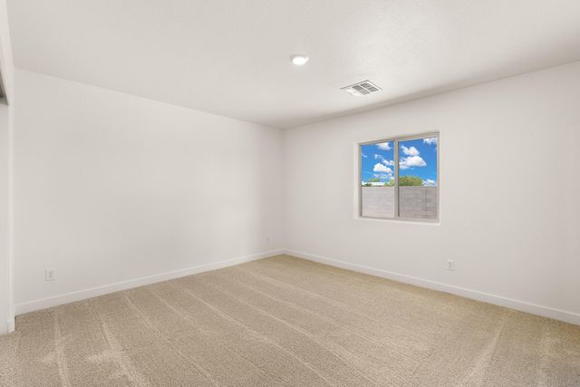 2519 Calle De Las Rosas, Belen, NM 87002